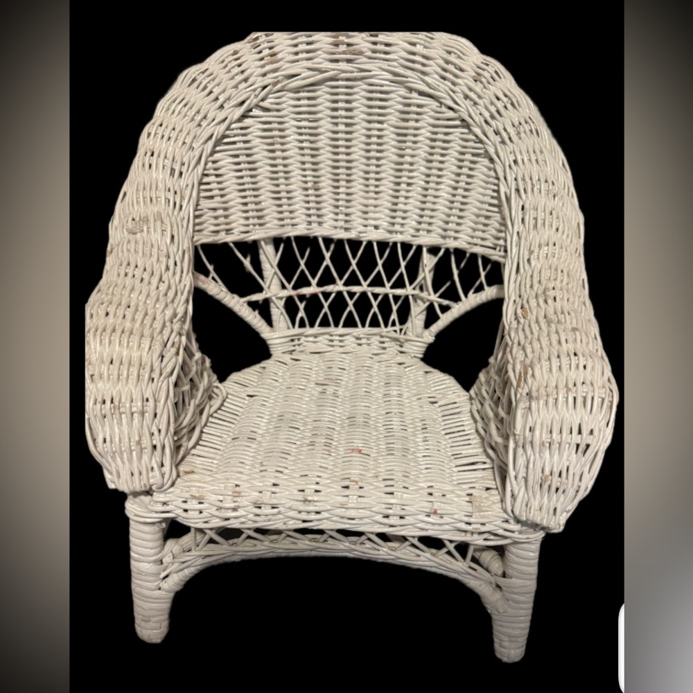White Wicker doll Armchair